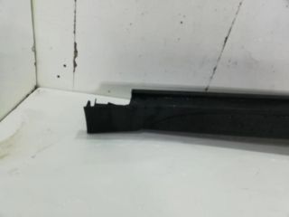 bontott HYUNDAI TUCSON Bal első Küszöb Díszléc