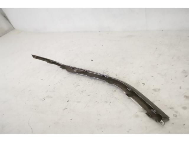 bontott HYUNDAI TUCSON Bal első Lökhárító Díszléc