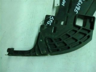 bontott HYUNDAI TUCSON Bal első Lökhárító Tartó (Műanyag)