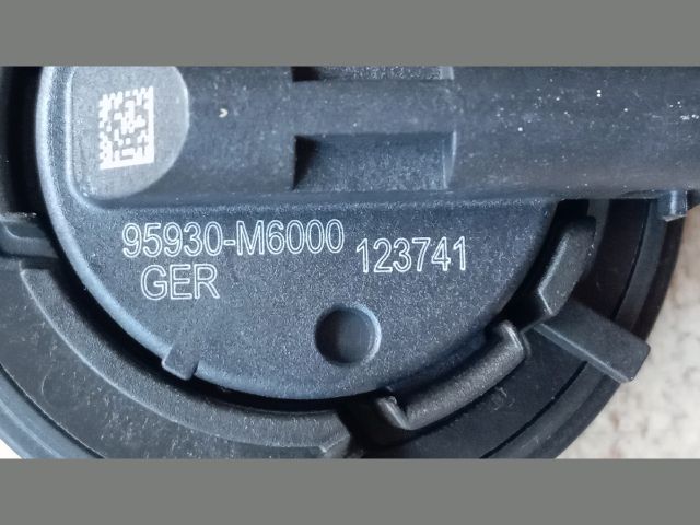 bontott HYUNDAI TUCSON Bal első Oldal Ütközés Érzékelő