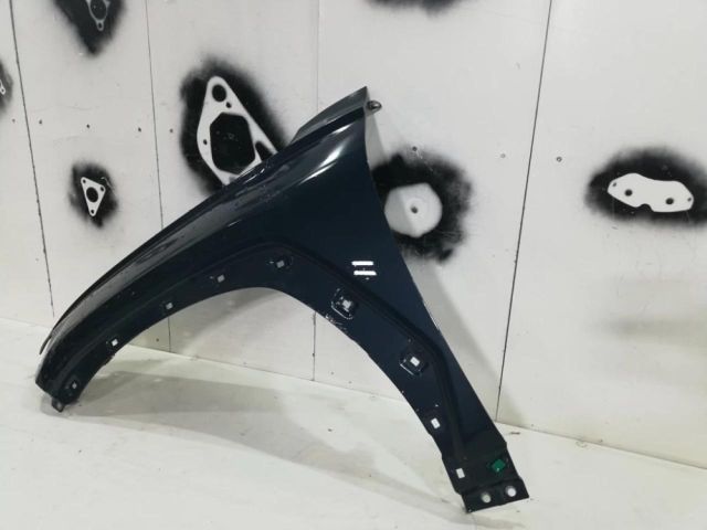 bontott HYUNDAI TUCSON Bal első Sárvédő