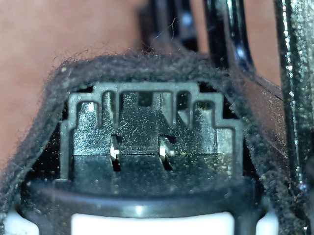 bontott HYUNDAI TUCSON Bal első Üléstámla állító