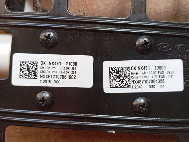 bontott HYUNDAI TUCSON Bal első Üléstámla állító