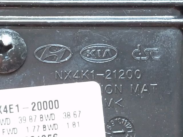 bontott HYUNDAI TUCSON Bal első Üléstámla állító