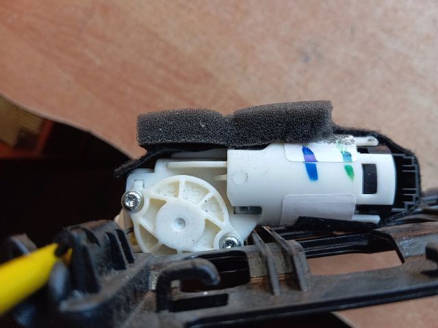 bontott HYUNDAI TUCSON Bal első Üléstámla állító