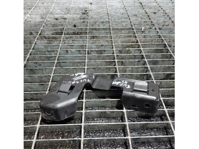 bontott HYUNDAI TUCSON Bal Fényszóró Tartó