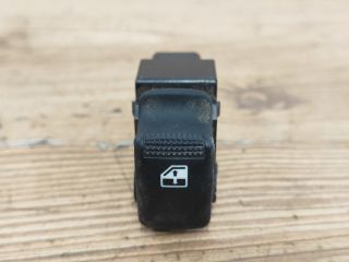 bontott HYUNDAI TUCSON Bal hátsó Ablakemelő Kapcsoló