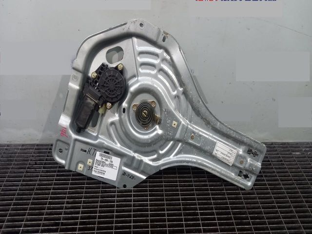 bontott HYUNDAI TUCSON Bal hátsó Ablakemelő Szerkezet (Elektromos)