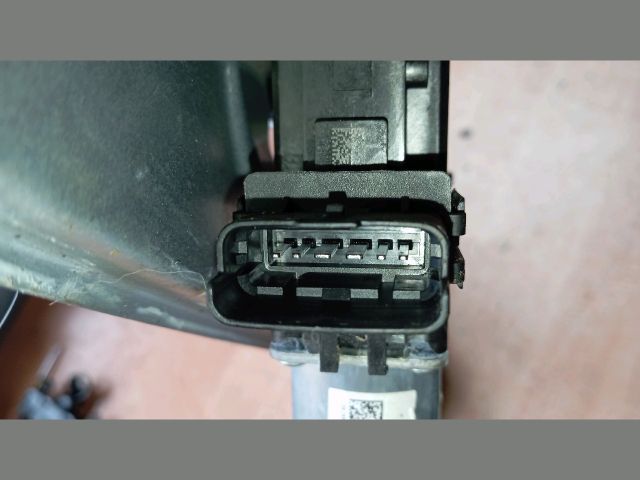 bontott HYUNDAI TUCSON Bal hátsó Ablakemelő Szerkezet (Elektromos)