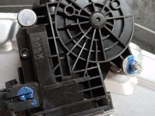 bontott HYUNDAI TUCSON Bal hátsó Ablakemelő Szerkezet (Elektromos)