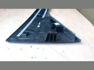 bontott HYUNDAI TUCSON Bal hátsó Ajtó Díszléc