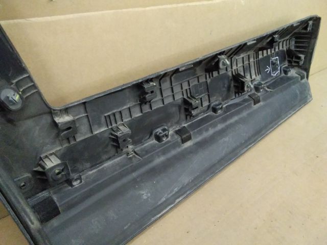 bontott HYUNDAI TUCSON Bal hátsó Ajtó Díszléc