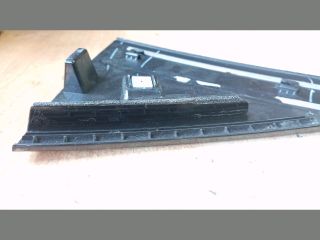 bontott HYUNDAI TUCSON Bal hátsó Ajtó Díszléc