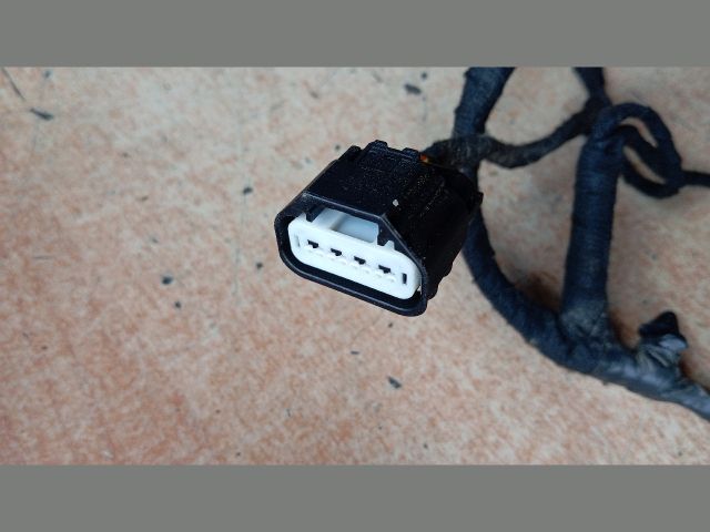 bontott HYUNDAI TUCSON Bal hátsó Ajtó Kábelköteg