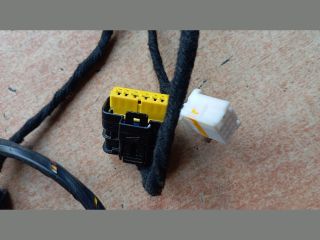 bontott HYUNDAI TUCSON Bal hátsó Ajtó Kábelköteg