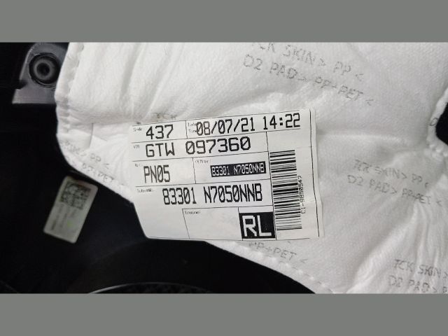 bontott HYUNDAI TUCSON Bal hátsó Ajtó Kárpit