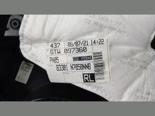 bontott HYUNDAI TUCSON Bal hátsó Ajtó Kárpit