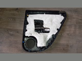 bontott HYUNDAI TUCSON Bal hátsó Ajtó Kárpit