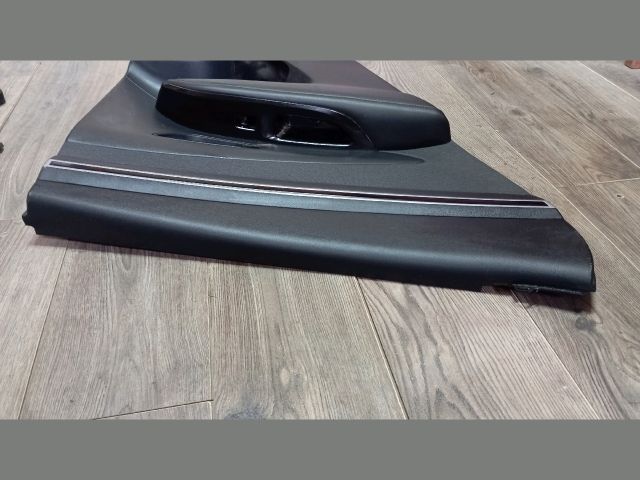 bontott HYUNDAI TUCSON Bal hátsó Ajtó Kárpit