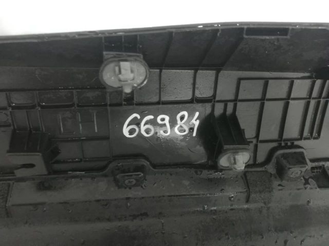 bontott HYUNDAI TUCSON Bal hátsó Ajtó Kárpit