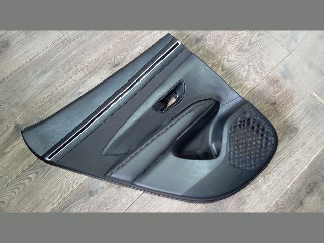 bontott HYUNDAI TUCSON Bal hátsó Ajtó Kárpit