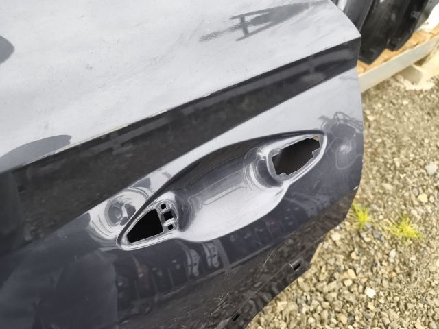 bontott HYUNDAI TUCSON Bal hátsó Ajtó (Üres lemez)