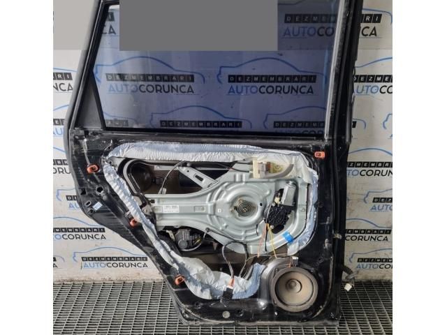 bontott HYUNDAI TUCSON Bal hátsó Ajtó (Üres lemez)