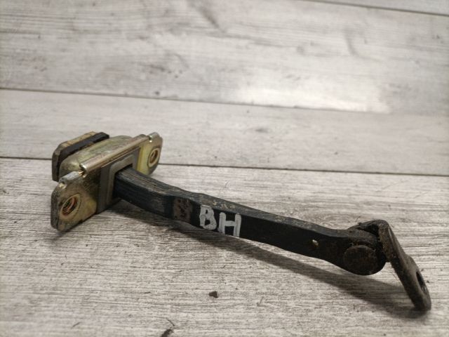 bontott HYUNDAI TUCSON Bal hátsó Ajtóhatároló