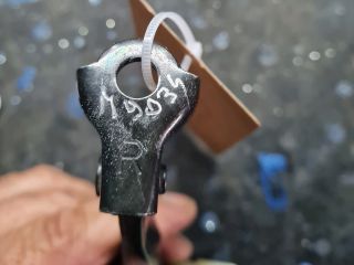 bontott HYUNDAI TUCSON Bal hátsó Ajtóhatároló