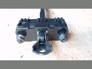 bontott HYUNDAI TUCSON Bal hátsó Ajtóhatároló