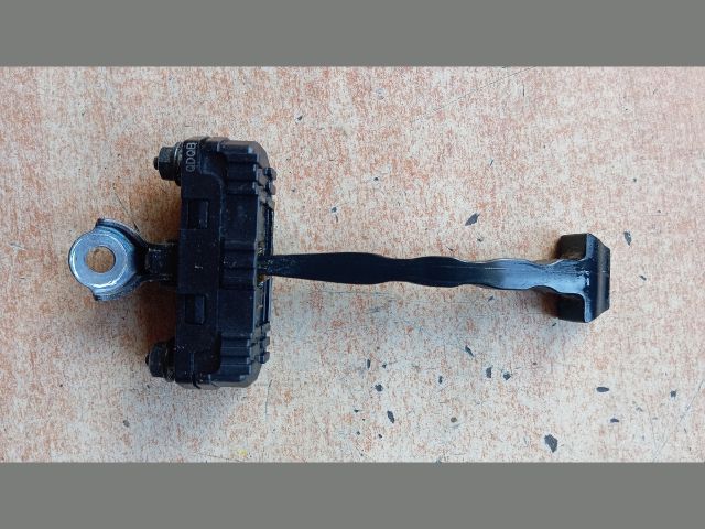 bontott HYUNDAI TUCSON Bal hátsó Ajtóhatároló