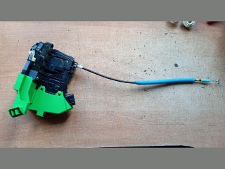 bontott HYUNDAI TUCSON Bal hátsó Ajtózár