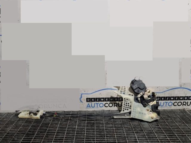 bontott HYUNDAI TUCSON Bal hátsó Ajtózár