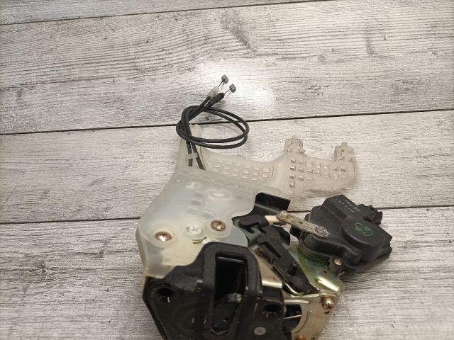 bontott HYUNDAI TUCSON Bal hátsó Ajtózár