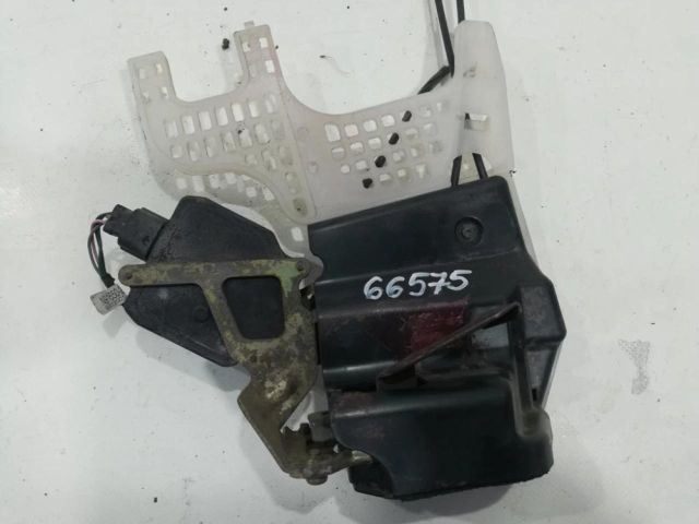 bontott HYUNDAI TUCSON Bal hátsó Ajtózár