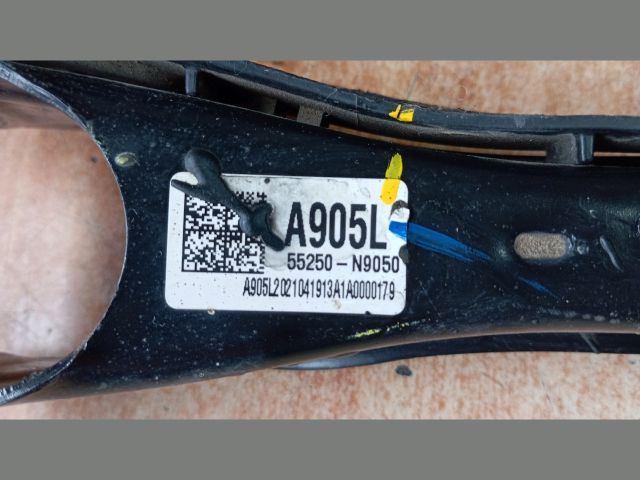 bontott HYUNDAI TUCSON Bal hátsó Alsó Hátsó Lengőkar