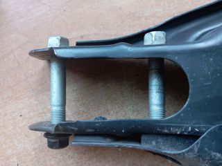 bontott HYUNDAI TUCSON Bal hátsó Alsó Hátsó Lengőkar