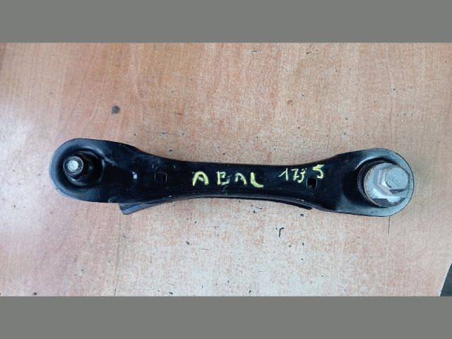 bontott HYUNDAI TUCSON Bal hátsó Alsó Hátsó Lengőkar