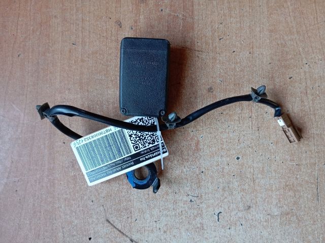 bontott HYUNDAI TUCSON Bal hátsó Biztonsági Öv Csat