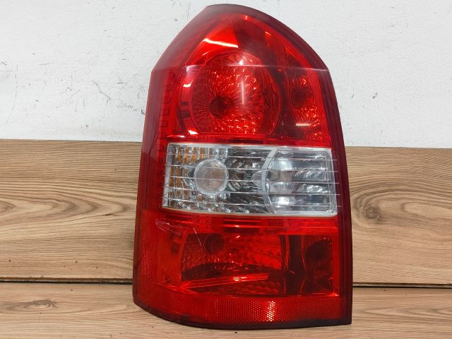 bontott HYUNDAI TUCSON Bal Hátsó Lámpa