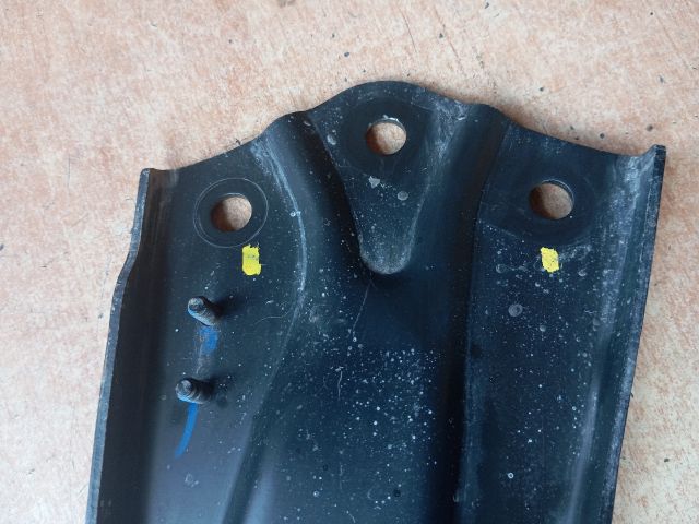 bontott HYUNDAI TUCSON Bal hátsó Lengőkar