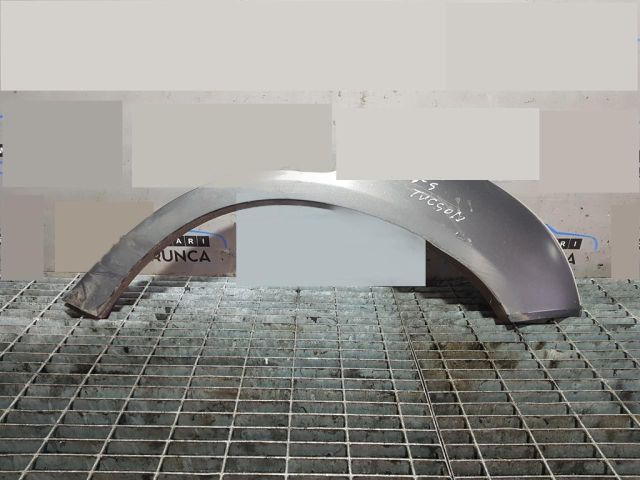 bontott HYUNDAI TUCSON Bal hátsó Sárvédő Díszléc