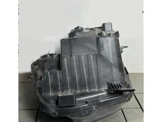 bontott HYUNDAI TUCSON Bal Ködfényszóró