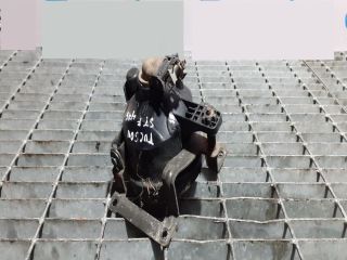 bontott HYUNDAI TUCSON Bal Ködfényszóró