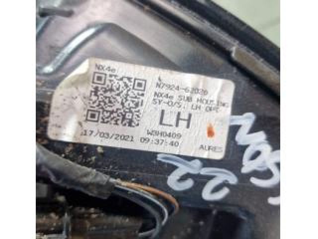 bontott HYUNDAI TUCSON Bal Külső Hátsó Lámpa