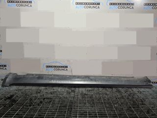 bontott HYUNDAI TUCSON Bal Küszöb