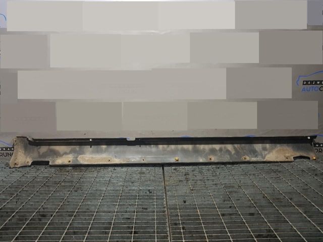 bontott HYUNDAI TUCSON Bal Küszöb