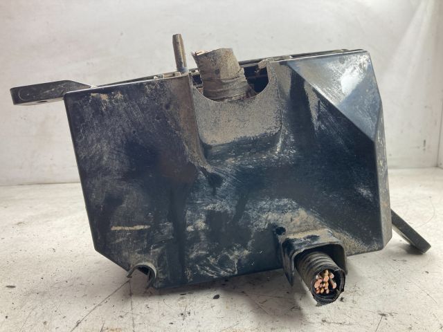 bontott HYUNDAI TUCSON Biztosítéktábla Doboz