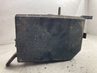 bontott HYUNDAI TUCSON Biztosítéktábla Doboz