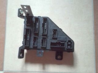 bontott HYUNDAI TUCSON Biztosítéktábla Utastér